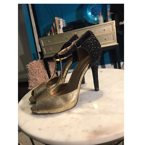 Formal heels for a hellava price - Picture 3 of 4